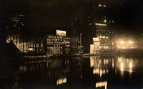 Image of Milwaukee River at night