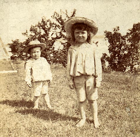 Image of Philip and Robert La Follette, Jr.