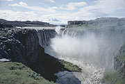 Color photo of Dettifoss, small version.