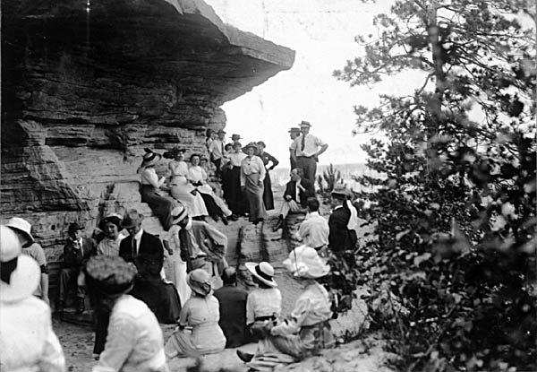 Image of 1914 Summer School Outing to Wisconsin Dells